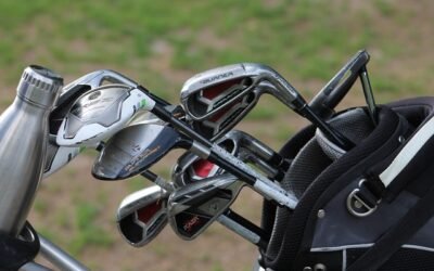 Comment bien choisir son premier set de golf pour débutants ?