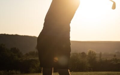 Les meilleurs drivers de golf pour des lancements loin et droit : Guide complet