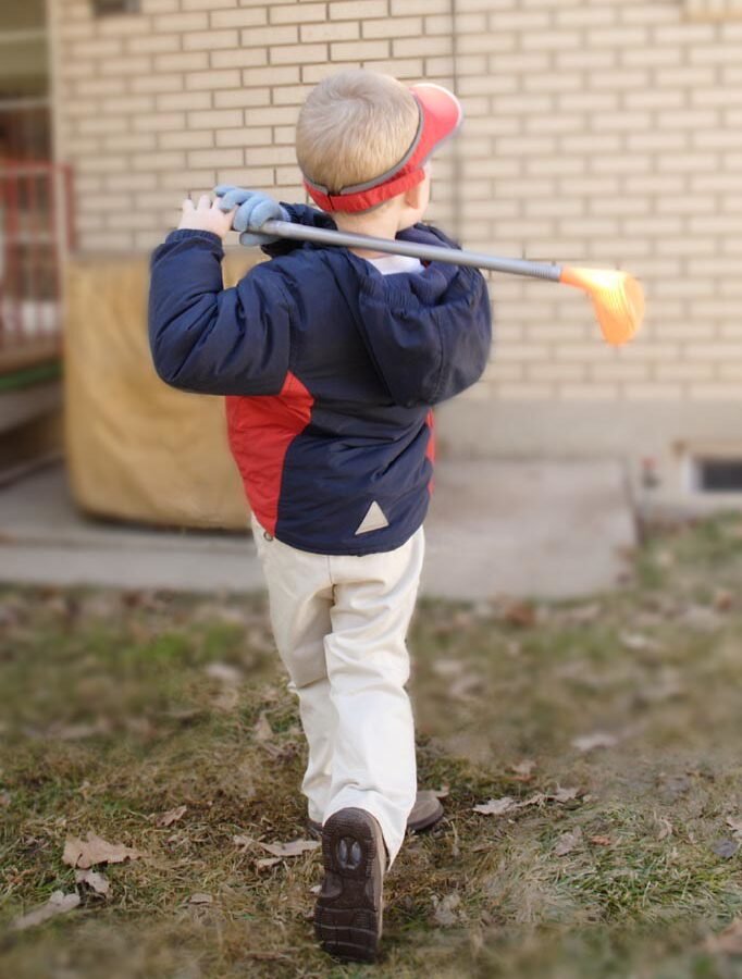 Sécurité au golf pour les enfants : les règles essentielles avant le premier practice