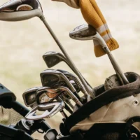 Clubs de golf d'occasion : prix, où acheter, quoi vérifier